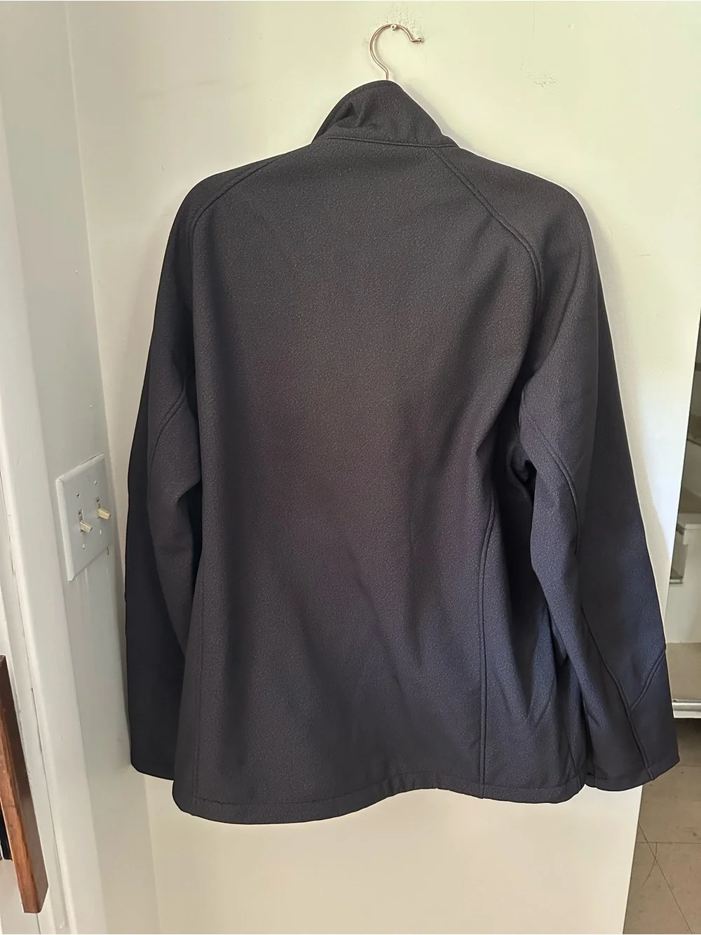Kirkland Signature nwt lightweight